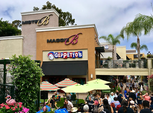 Shopping Mall «Flower Hill Promenade», reviews and photos, 2720 Via De La Valle, Del Mar, CA 92014, USA