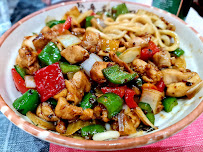 Poulet Kung Pao du Restaurant servant des nouilles chinoises Les Pâtes Vivantes de Lyon - n°11