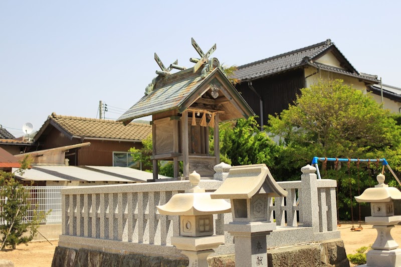 山辺神社 (赤人社)