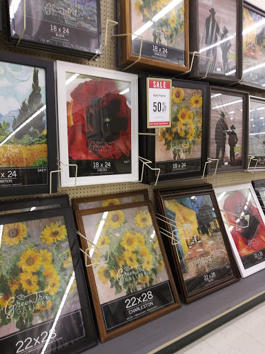 Craft Store «Hobby Lobby», reviews and photos, 3180 N College Ave #3, Fayetteville, AR 72701, USA