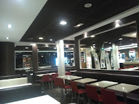 Atmosphère du Restauration rapide McDonald's à Genas - n°15