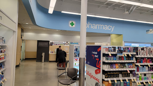 Walgreens, 2313 NJ-33, Robbinsville, NJ 08691, USA, 