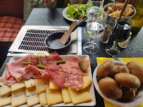 Raclette du Restaurant de fondues Les Fondus de la Raclette Paris 14eme - Montparnasse - n°3