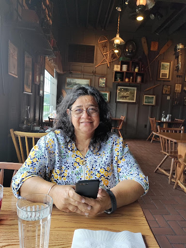 American Restaurant «Cracker Barrel Old Country Store», reviews and photos, 80 Alamo Dr, London, KY 40741, USA