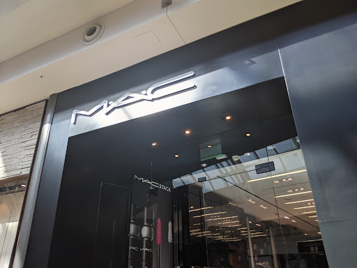 Cosmetics Store «MAC Cosmetics», reviews and photos, 4298 Millenia Blvd, Orlando, FL 32839, USA