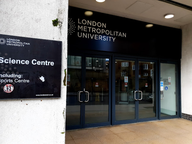 Comments and reviews of London Metropolitan University Learning Centre