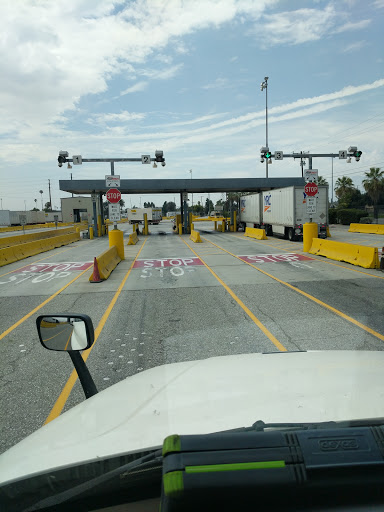 BNSF INTERMODAL YARD