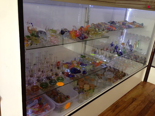 Tobacco Shop «Xhale smoke shop», reviews and photos, 635 C St, San Diego, CA 92101, USA