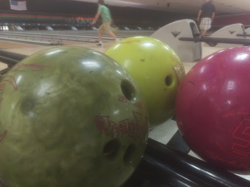 Bowling Alley «AMF Pin Palace Lanes», reviews and photos, 2006 Country Club Ave NW, Huntsville, AL 35816, USA