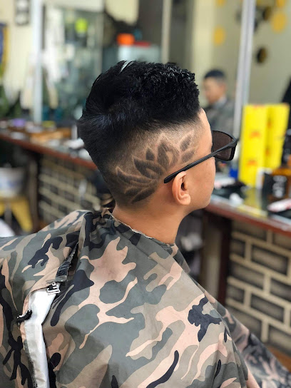 Hoàng Bờm Barber - Tattoo