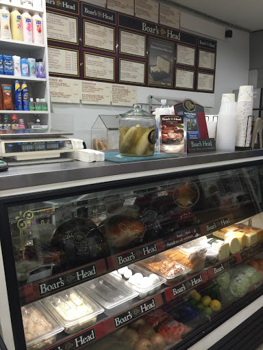 Convenience Store «New Town Market LLC», reviews and photos, 48 Naugatuck Ave, Milford, CT 06460, USA