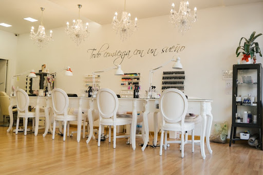 Centro de Estética y Peluquería Laura Casas en San Andrés del Rabanedo, León