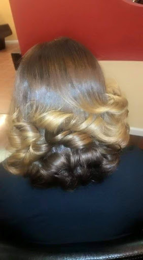 Beauty Salon «New Look Dominican Hair Salon», reviews and photos, 14703 Baltimore Ave b, Laurel, MD 20707, USA