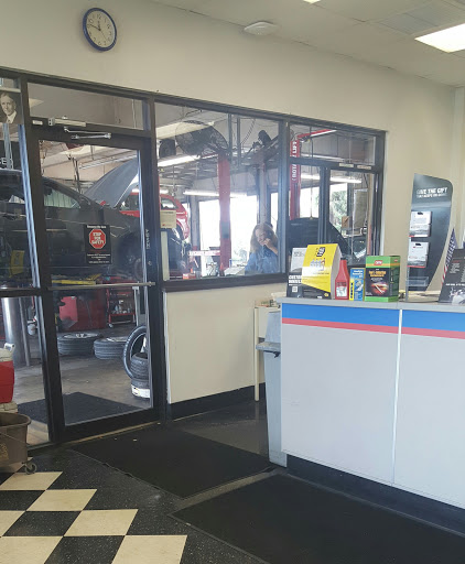 Tire Shop «Firestone Complete Auto Care», reviews and photos, 9009 US-19, Port Richey, FL 34668, USA