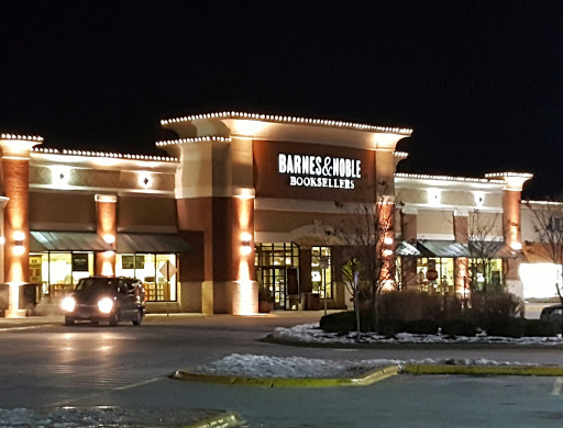 Book Store «Barnes & Noble», reviews and photos, 13131 Ridgedale Dr, Minnetonka, MN 55305, USA