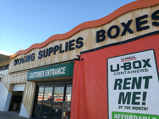 Truck Rental Agency «U-Haul Moving & Storage of Lubbock», reviews and photos, 1613 34th St, Lubbock, TX 79411, USA