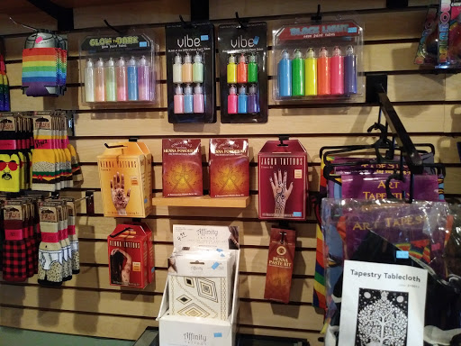 Tobacco Shop «The Loonar Station», reviews and photos, 3153 Central Ave, Toledo, OH 43606, USA