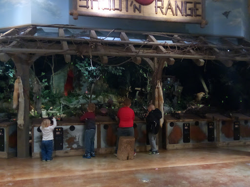 Sporting Goods Store «Bass Pro Shops», reviews and photos, 10000 Bass Pro Blvd, Rossford, OH 43460, USA