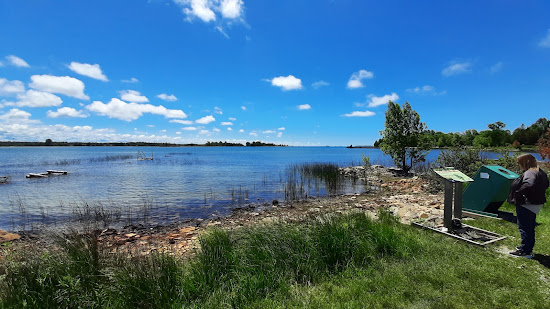 Howdenvale Beach