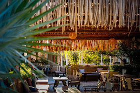 Kimzu Sea Lounge ~ Beach Bar Agios Nikolaos