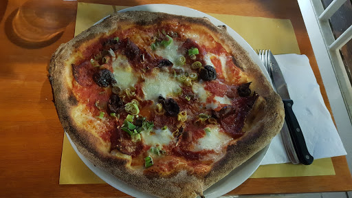Pellegrino Pizzeria in Acitrezza in Aci Trezza, Città Metropolitana di Catania