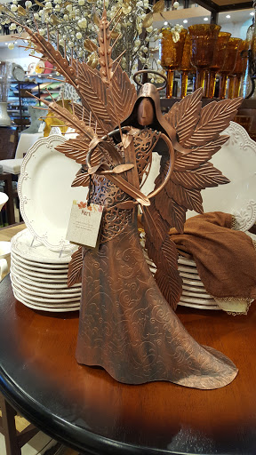 Home Goods Store «Pier 1 Imports», reviews and photos, 233 Creekside Crossing, New Braunfels, TX 78130, USA