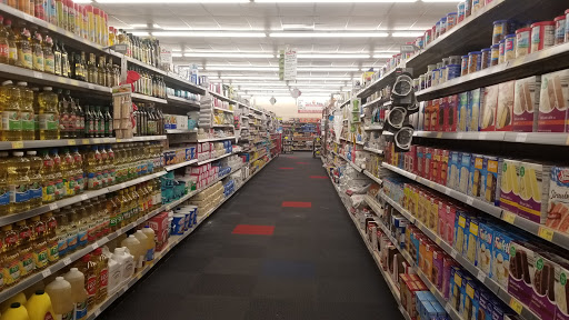 Supermarket «Food King», reviews and photos, 100 E Colonial Pkwy, Devine, TX 78016, USA