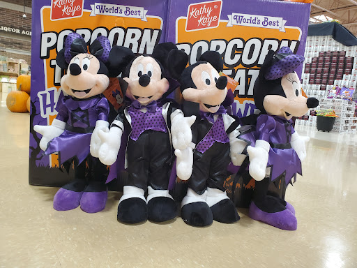 Supermarket «Giant Eagle Supermarket», reviews and photos, 5461 New Albany Rd W, New Albany, OH 43054, USA