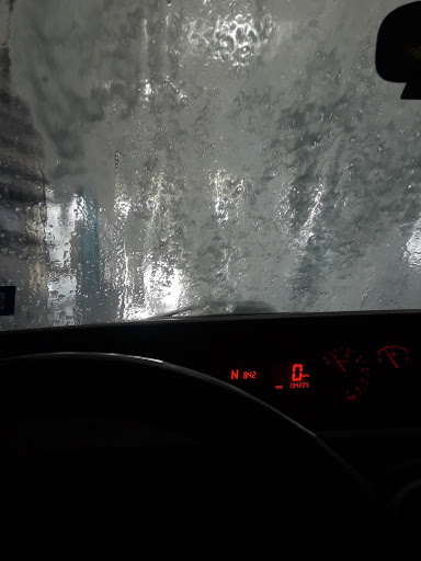 Car Wash «E-Z Shine Express Car Wash», reviews and photos, 721 N Industrial Blvd, Bedford, TX 76021, USA