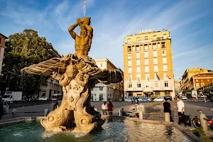 Fontana del Tritone image