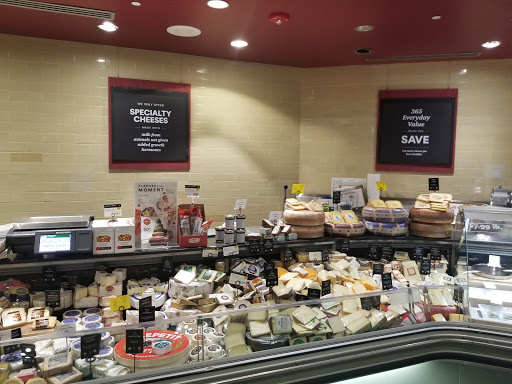 Grocery Store «Whole Foods Market», reviews and photos, 1815 E Victory Dr #101, Savannah, GA 31404, USA