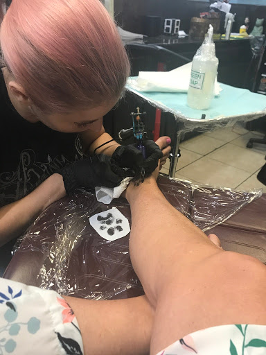 Tattoo Shop «No Hard Feelings Tattoo Gallery», reviews and photos, 10331 W Sample Rd, Coral Springs, FL 33065, USA