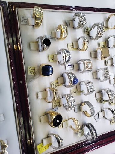 Jeweler «Marlowe Credit Jewelers», reviews and photos, 16055 Cross Bay Blvd, Jamaica, NY 11414, USA