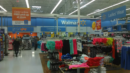 Department Store «Walmart Supercenter», reviews and photos, 300 Iowa Speedway Dr, Newton, IA 50208, USA