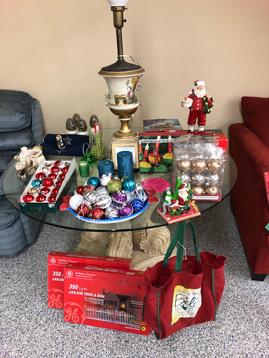 Thrift Store «Peninsula Rescue Mission Thrift Store», reviews and photos, 6200 Jefferson Ave, Newport News, VA 23605, USA