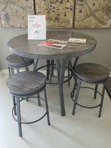 Furniture Store «Value City Furniture», reviews and photos, 45350 Utica Park Blvd, Utica, MI 48315, USA