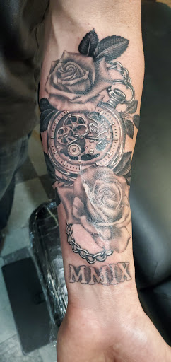 Tattoo Shop «No Kings Tattoo», reviews and photos, 2146 Gause Blvd E, Slidell, LA 70461, USA