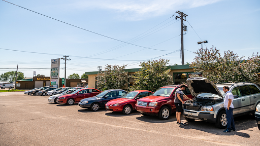 Used Car Dealer «Vera Auto Sales», reviews and photos, 1577 Co Rd E East, White Bear Lake, MN 55110, USA
