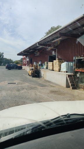 Animal Feed Store «Melzen Pet Supply», reviews and photos, 100 Oak St, Glastonbury, CT 06033, USA