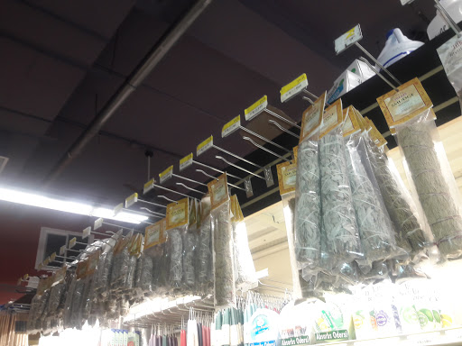 Gourmet Grocery Store «Yes! Organic Market Capitol Hill», reviews and photos, 410 8th St SE, Washington, DC 20003, USA