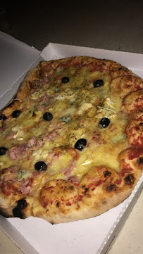 Plats et boissons du Pizzas à emporter Le Pizzaiollo à Allevard - n°8