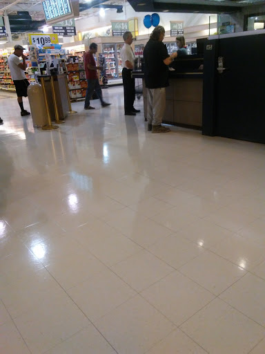 Grocery Store «Giant Food Stores», reviews and photos, 1465 W Broad St, Quakertown, PA 18951, USA