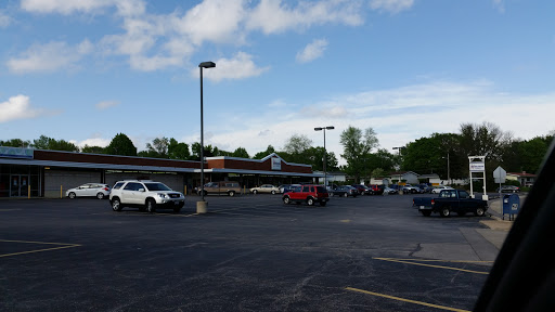 Supermarket «Midtowne Market», reviews and photos, 317 Hawthorn Ave, St Charles, MO 63301, USA