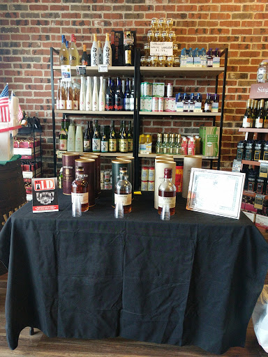 Wine Store «Red Gamay Wines & Liquors», reviews and photos, 45 Merrick Rd, Amityville, NY 11701, USA