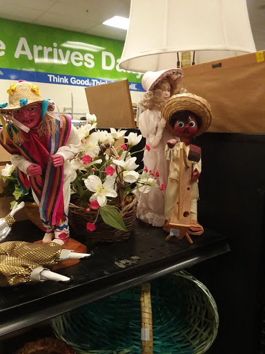 Thrift Store «Goodwill Store & Donation Center», reviews and photos, 28901 S Western Ave, Rancho Palos Verdes, CA 90275, USA