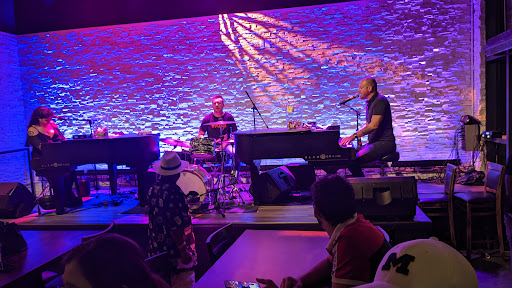 Piano Bar «526 Main Dueling Piano Bar», reviews and photos, 526 S Main St, Royal Oak, MI 48067, USA