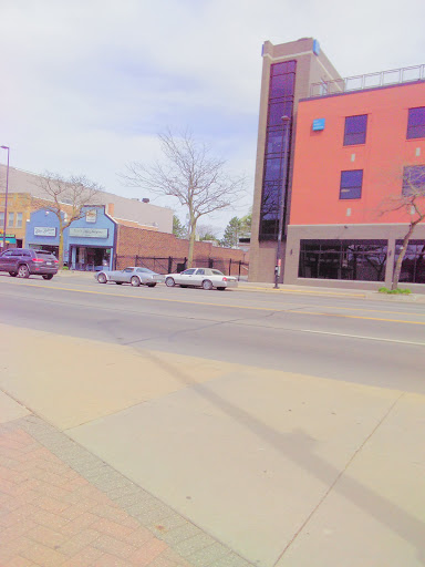 Ice Cream Shop «Sanders Chocolate & Ice Cream Shoppes - Wyandotte», reviews and photos, 3042 Biddle Ave, Wyandotte, MI 48192, USA