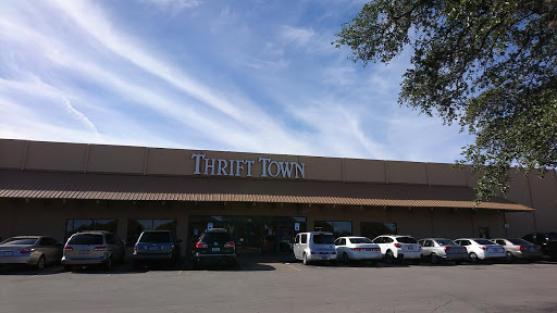 Thrift Store «Thrift Town», reviews and photos, 5700 Manchaca Rd #240, Austin, TX 78745, USA