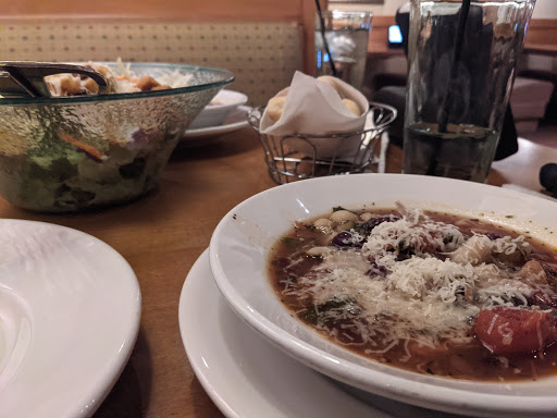 Olive Garden Italian Restaurant image 7