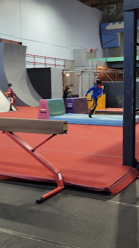 Training Centre «Tempest Freerunning Academy», reviews and photos, 19821 Nordhoff Pl #115, Chatsworth, CA 91311, USA